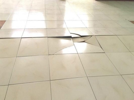 Có nên pha trộn keo dán gạch với xi măng không ?- Cách pha keo với tỷ lệ chuẩn.